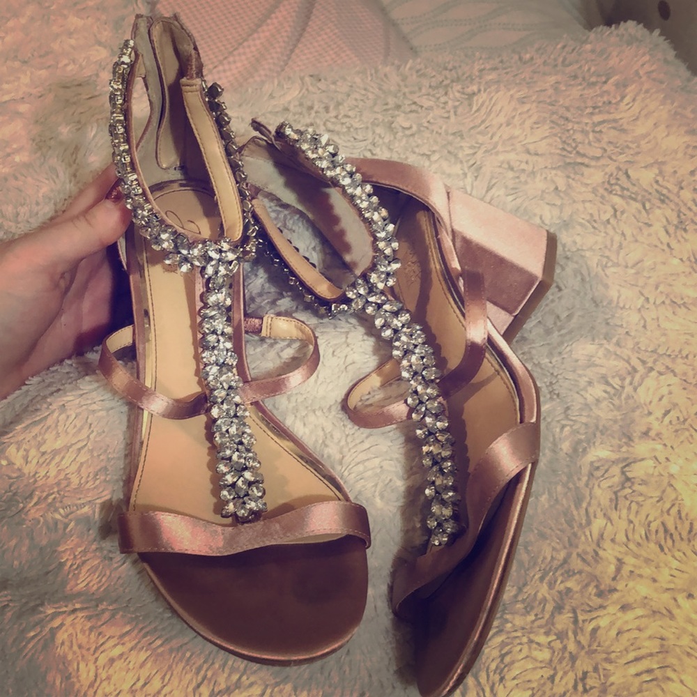 Badgely Mischka embellished ankle strapped